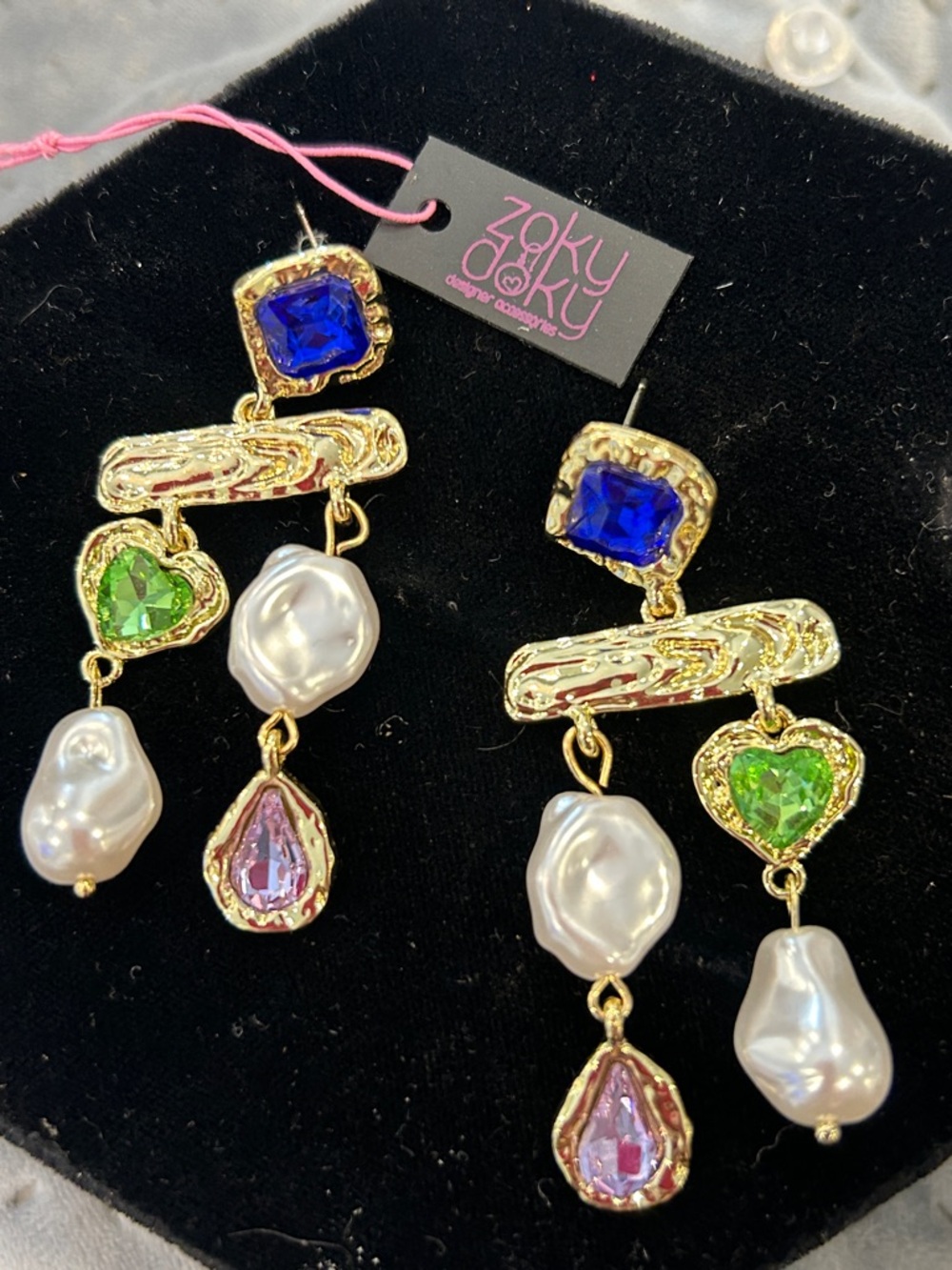 Hammered Gold Multicolor Pearl Drop Design Earrings - NWT